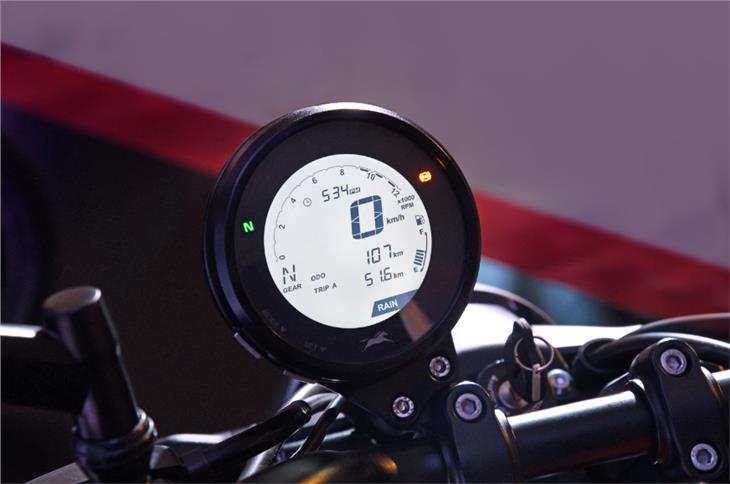 Instrumentation is in the form of an offset single-pod display which gets Bluetooth connectivity.